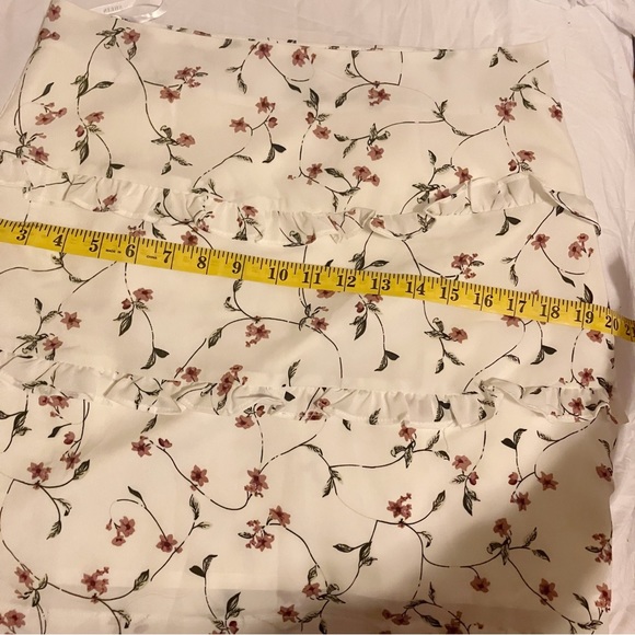 NWOT SHEIN White Floral Two Piece Set Size L - Picture 9 of 10